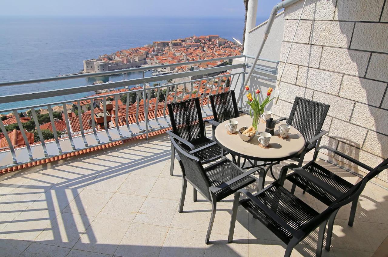 Spacious 2 Bedroom Apt Luxeview- Oldtownview, 10Min To Town Dubrovnik Exteriör bild