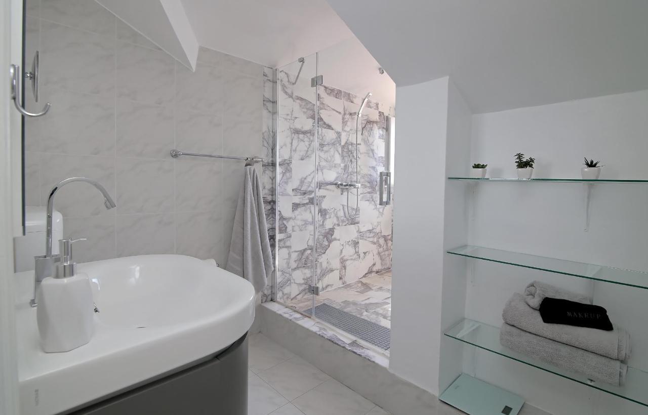 Spacious 2 Bedroom Apt Luxeview- Oldtownview, 10Min To Town Dubrovnik Exteriör bild